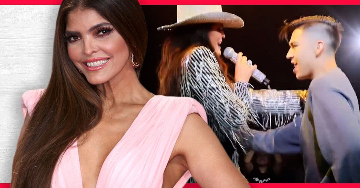 Fan se roba el show al subir a cantar y bailar con Ana Bárbara