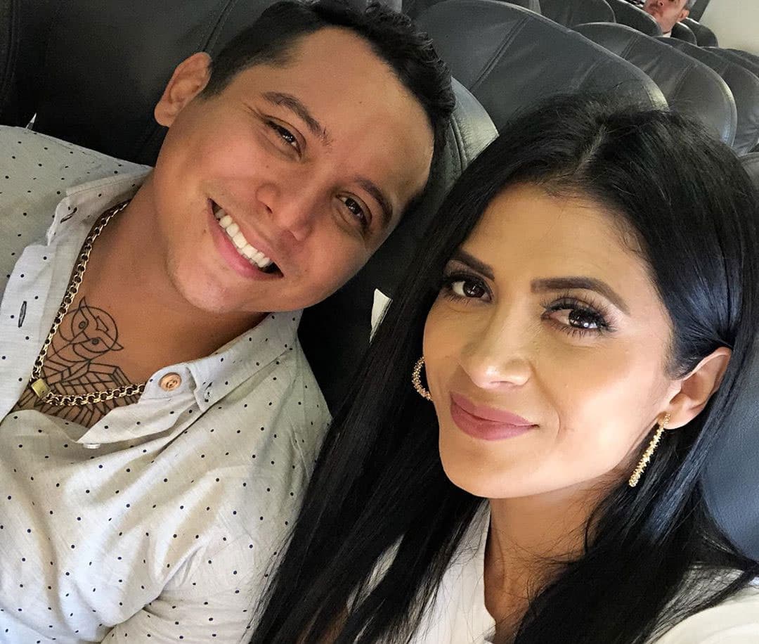 Muy enamorados se muestran Edwin Luna y Kimberly Flores en video musical
