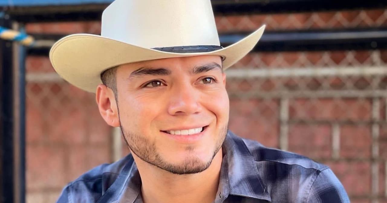 Lenin Ramírez: antes de ser un exitoso cantautor dio clases de inglés a niños
