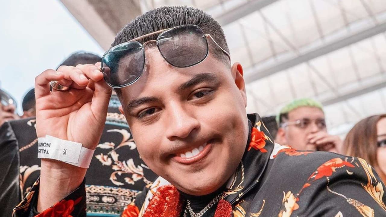 Eduin Caz, de Grupo Firme, presume su faceta como compositor