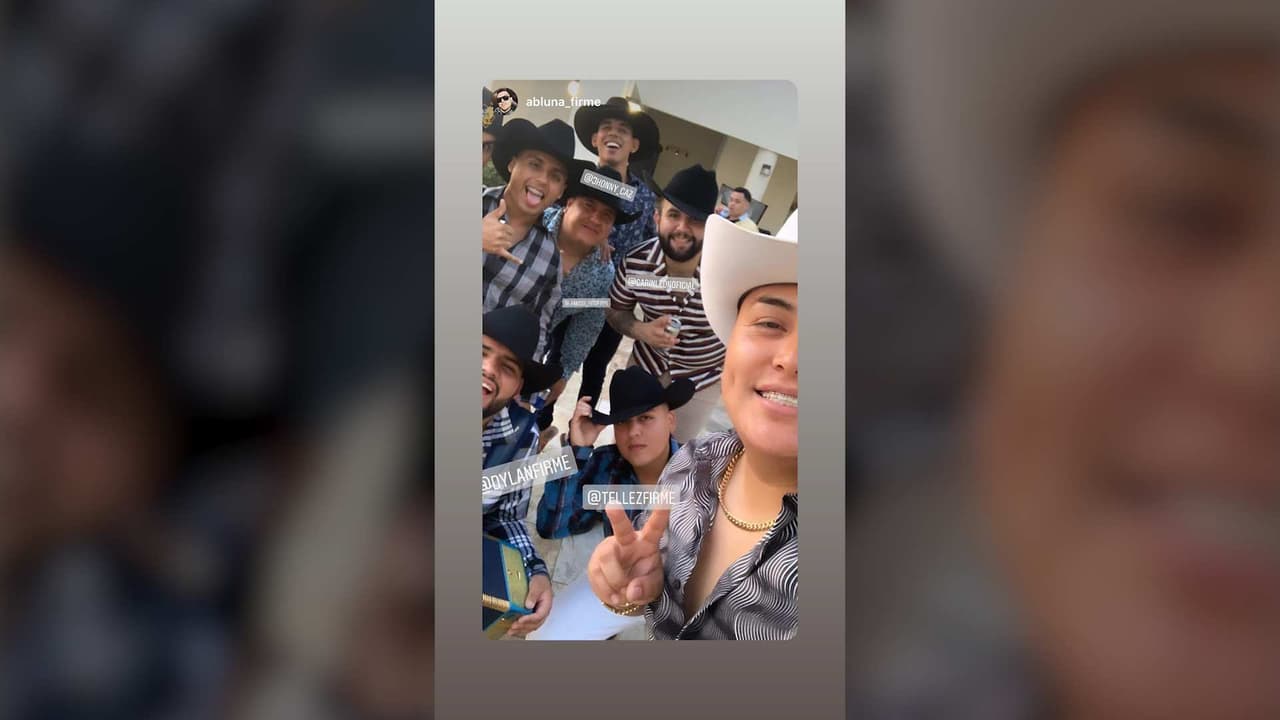 Así cantan Carín León y Grupo Firme el tema 'Tú'