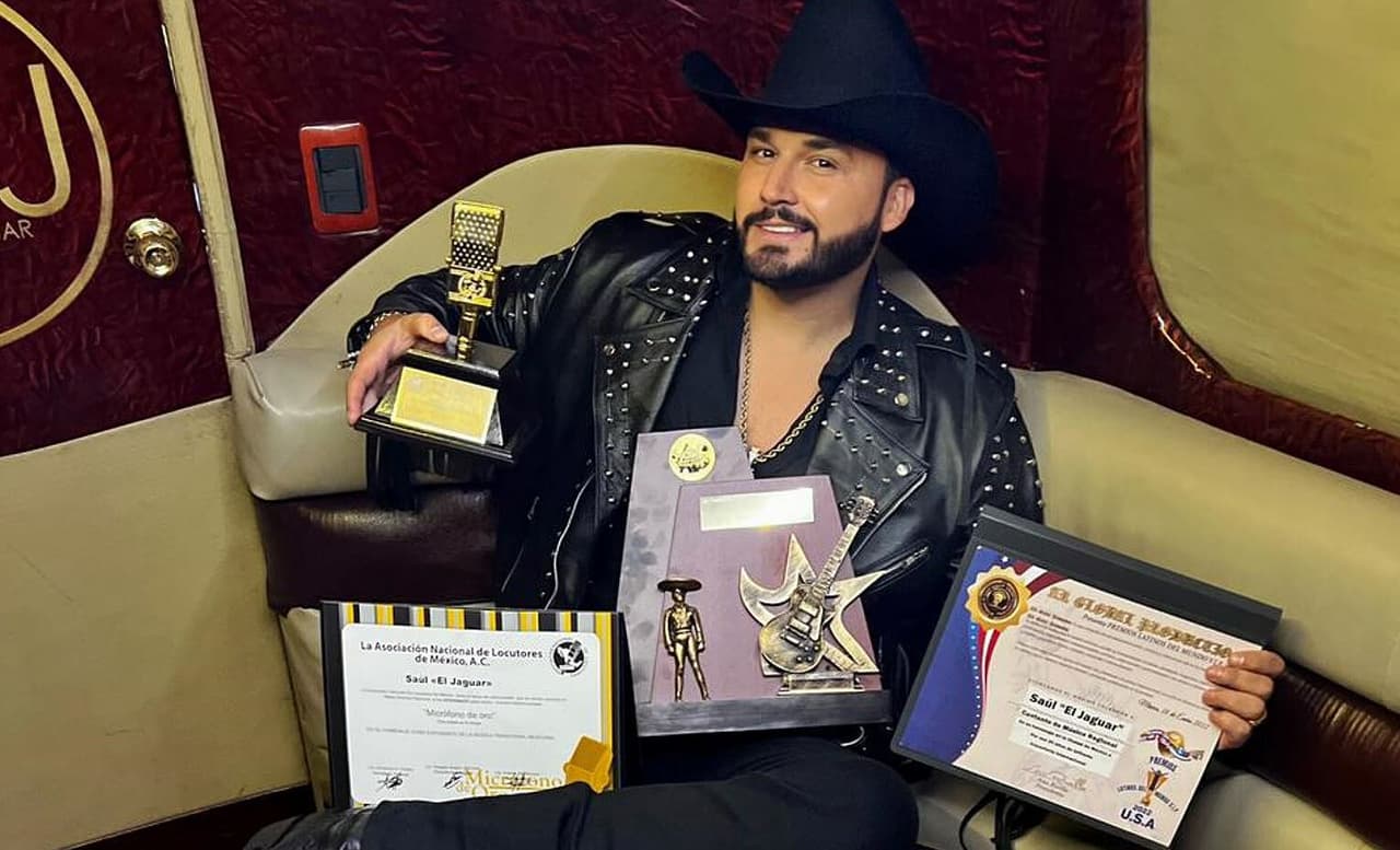 Saúl 'El Jaguar' es reconocido por festival de la Ciudad de México