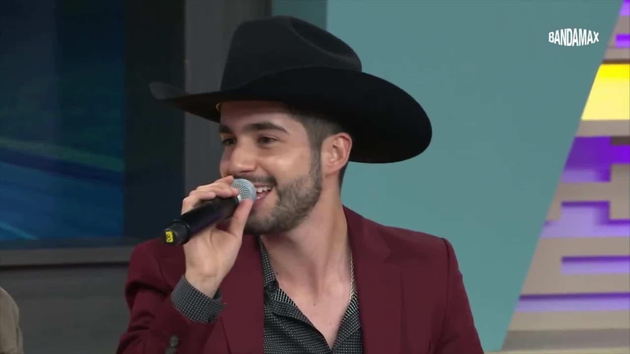 Jary Franco responde las indiscretas preguntas de 'Los Metiches'