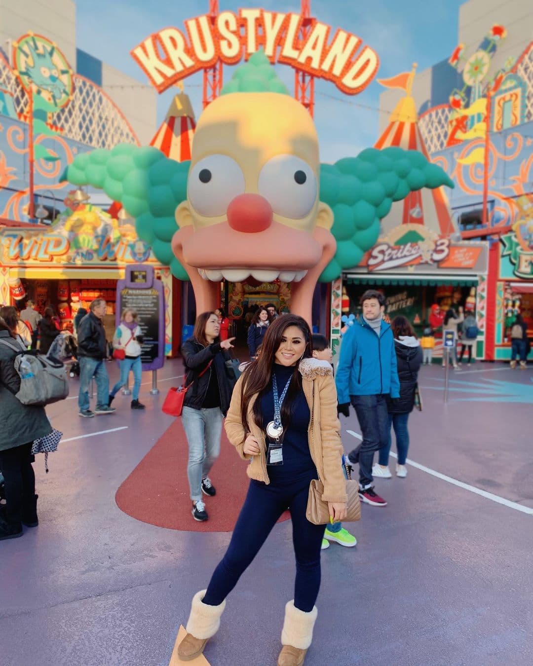 La tierra de Los Simpson fue otra de las paradas obligatorias en el viaje de Gomita.