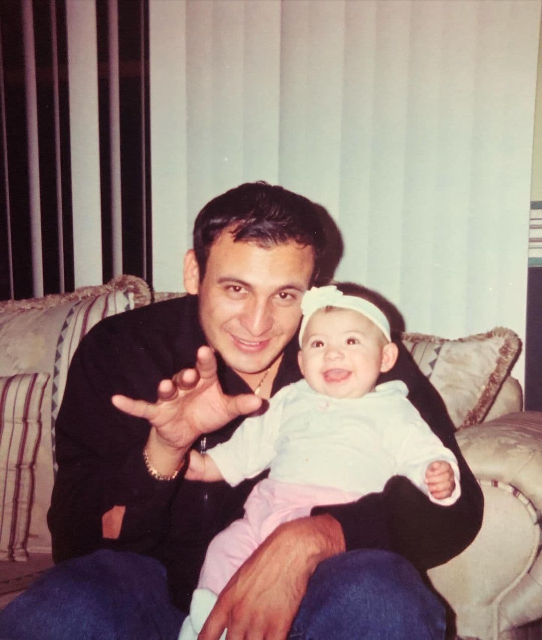 Valeria Elizalde, hija de "El Gallo de Oro" recordó a su padre en el 14 aniversario luctuoso del cantante