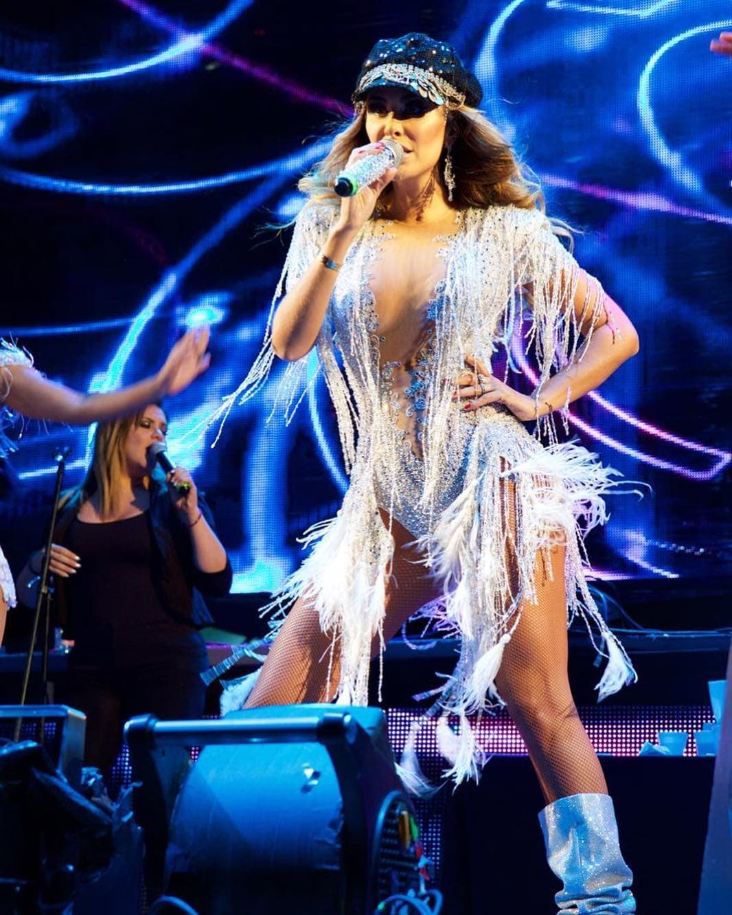 Celebra Ninel su cumple trabajando y con muchos proyectos