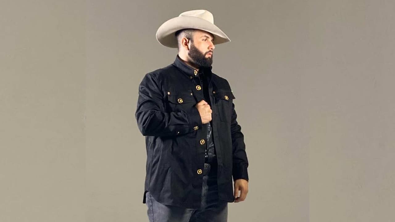Así se escucha Carín León cantando 'Vencedor', de Valentín Elizalde