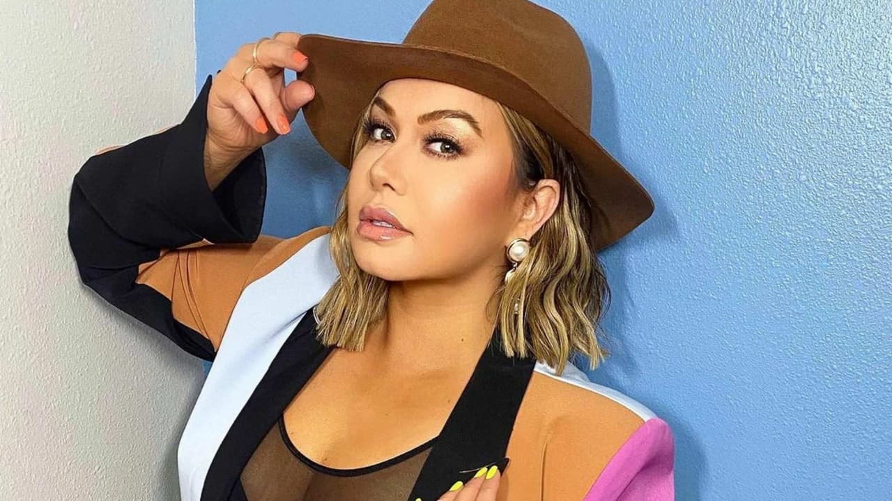 Chiquis Rivera revive el momento cuando se cayó al piso por andar twerkeando