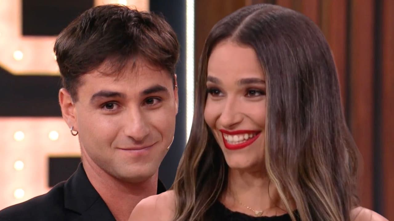 Mónica se estrena como amorosa protagonizando un palco-amor por el flechado de Tiffany