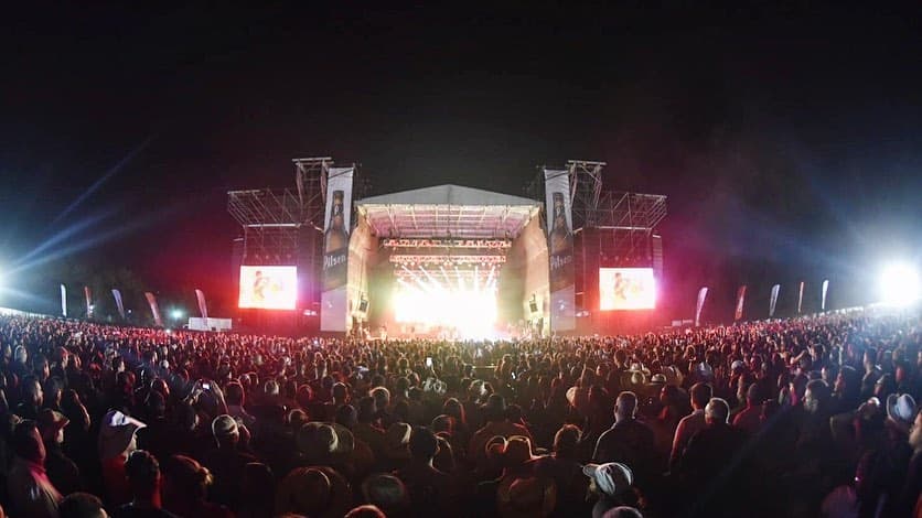 "Increíble noche en Santa Cruz, Costa Rica!! Fue un gusto celebrar con ustedes las Fiestas De SantaCruz 2020", posteó la banda originaria de Iztapalapa.