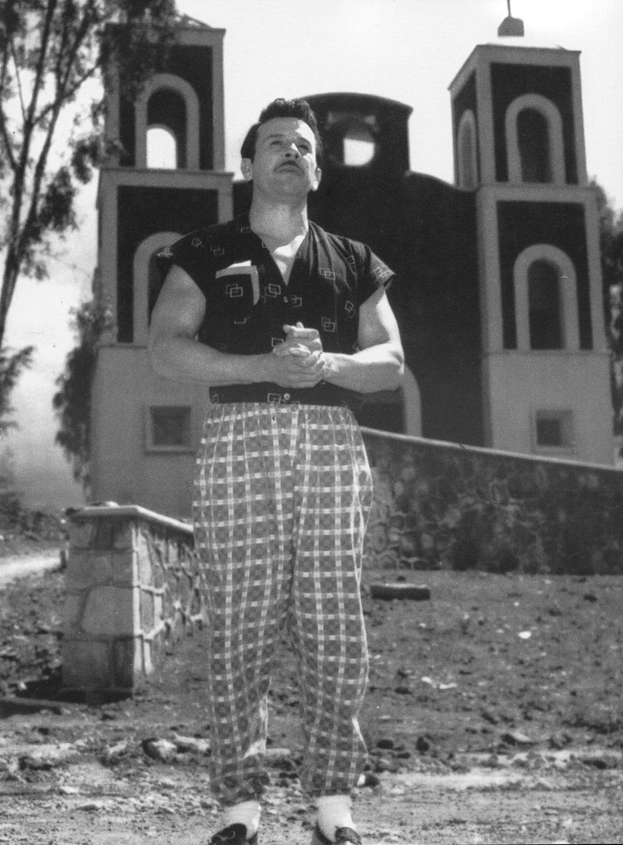 Cine, gimnasio y hasta capilla, así era la casa de Pedro Infante en Cuajimalpa