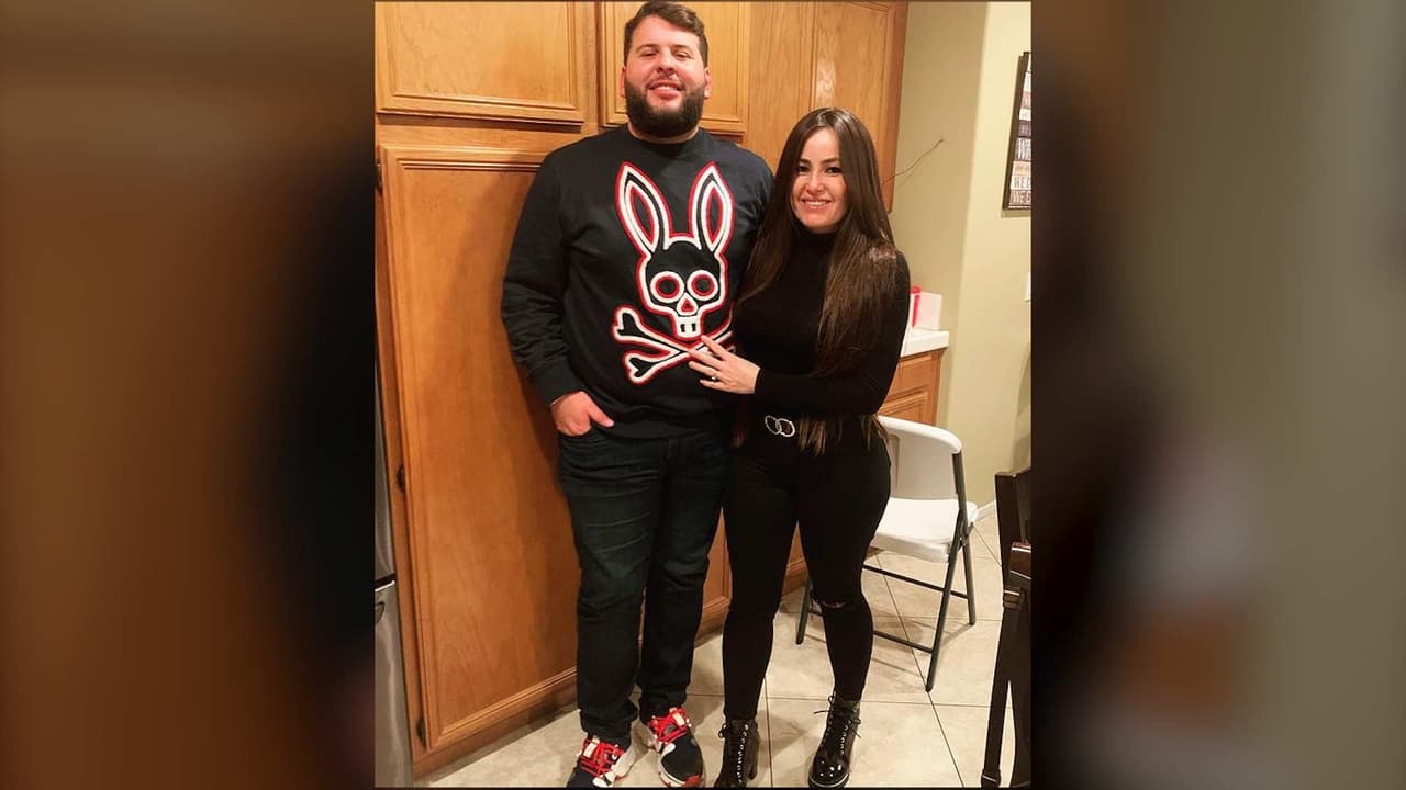El Fantasma y su esposa sorprenden cantando a dueto en redes sociales