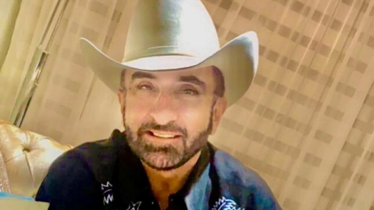 Vicente Fernández Jr. es fuertemente criticado por hacer reuniones en contingencia
