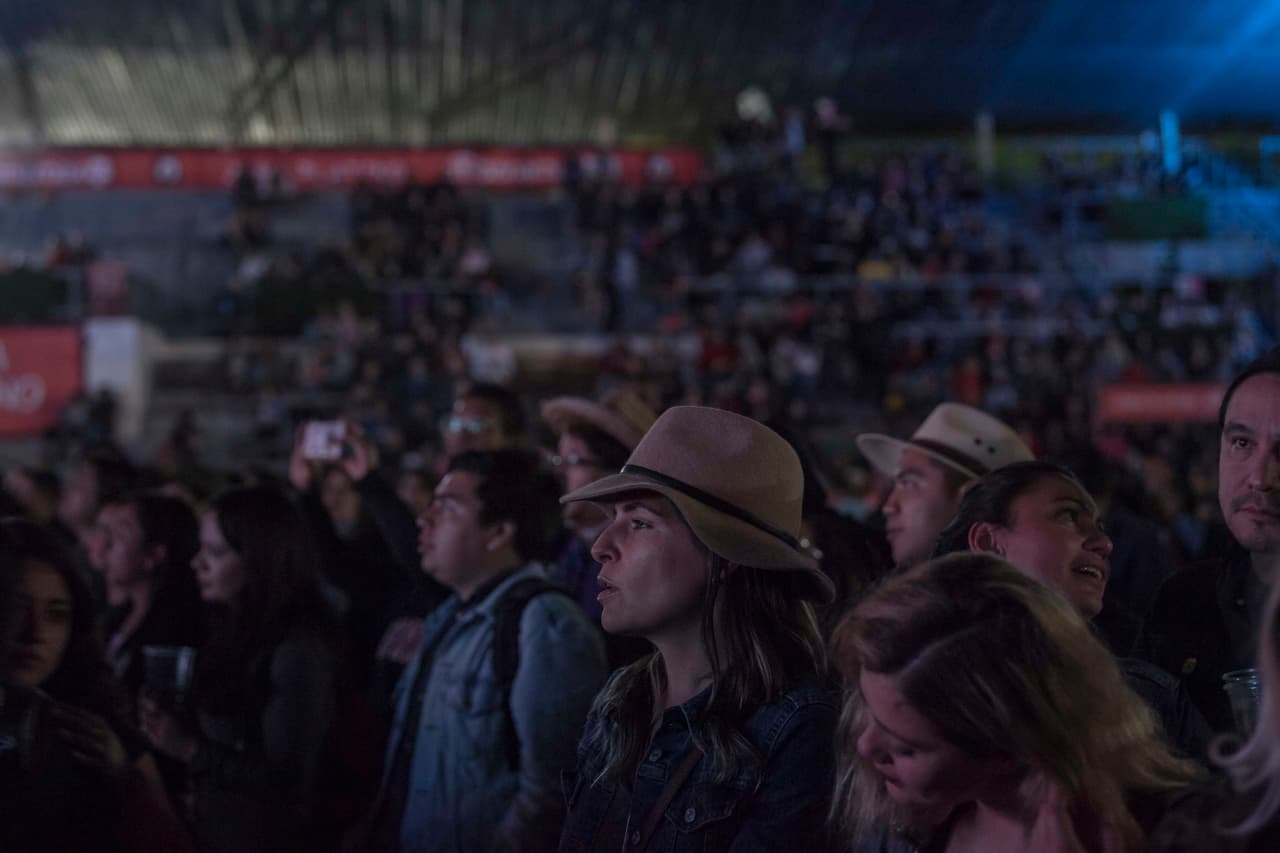 Intocable en el cierre de actividades del día uno del VIve Latino