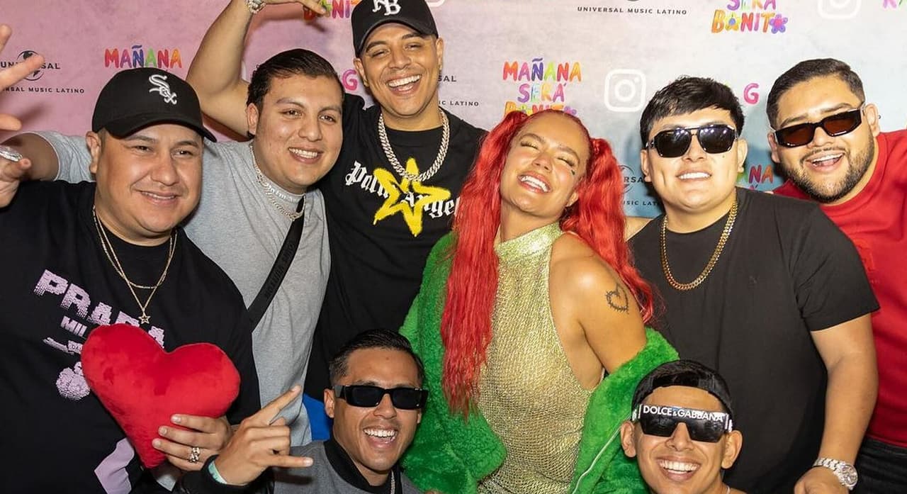 Grupo Firme ya quiere que sus fans escuchen su colaboración con Karol G
