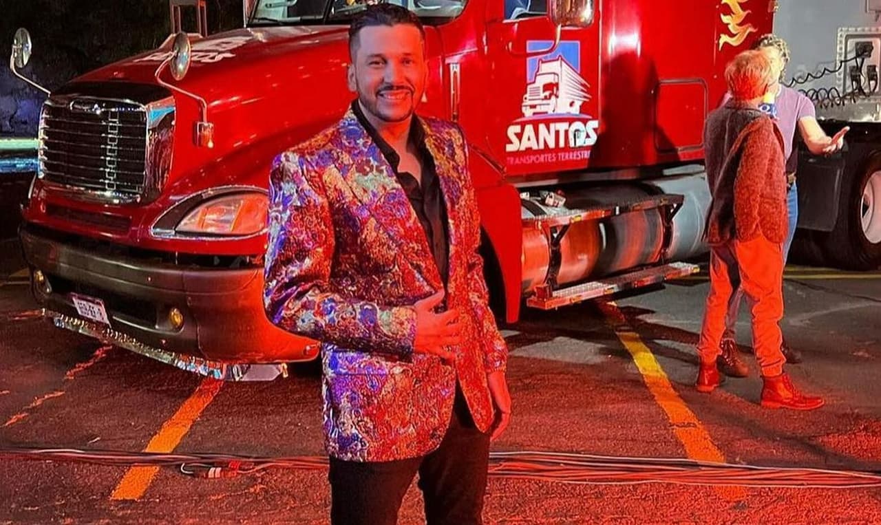 'El Flaco' agradece el éxito del tema 'Mi Camino Es Amarte'