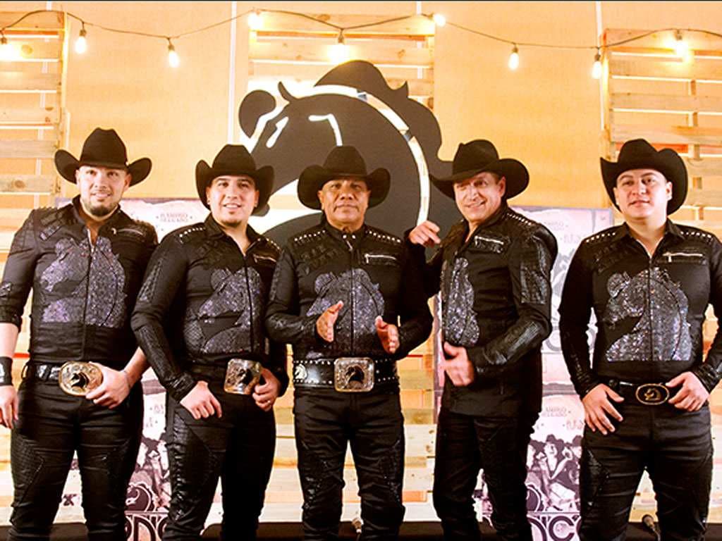 Bronco, el grupo encabezado por ‘Lupe Esparza’ prepara serie