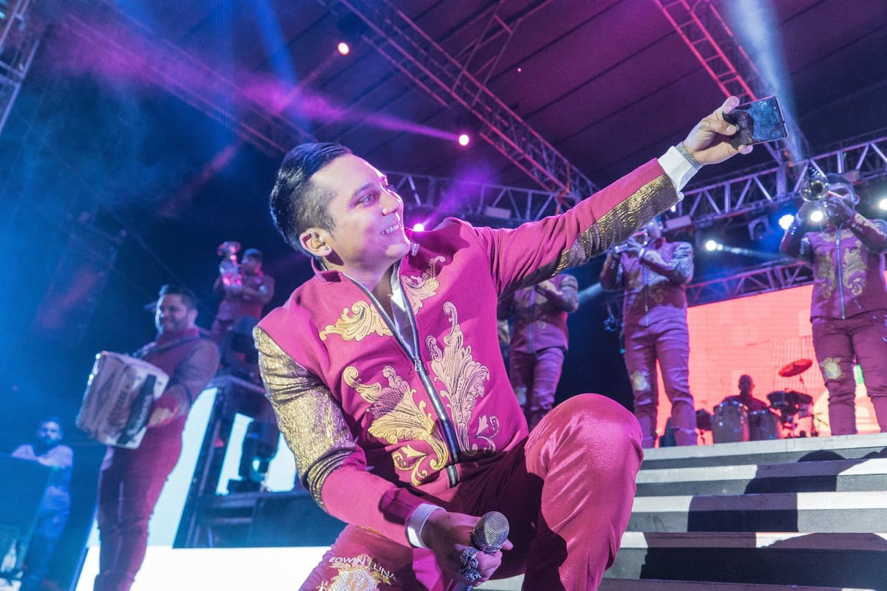 Edwin Luna y La Trakalosa arman tremenda fiesta en Tlaxcala