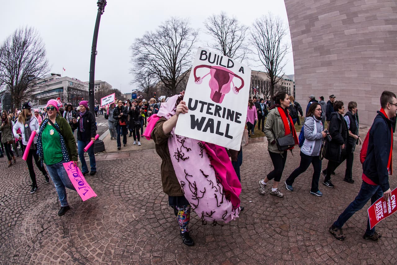 La marcha inició una conversación global que no se detuvo y que unió a mujeres en todo el mundo. Temas como la opresión femenina y el abuso de poder ayudaron a potencializar movimientos como el #MeToo.