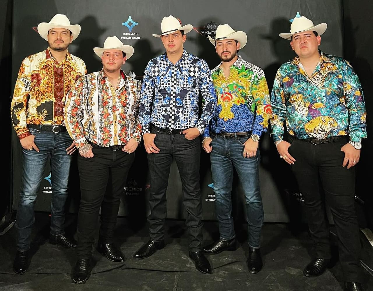 Grupo Arriesgado tuvo que detener una firma de autógrafos debido a que se escucharon balazos.