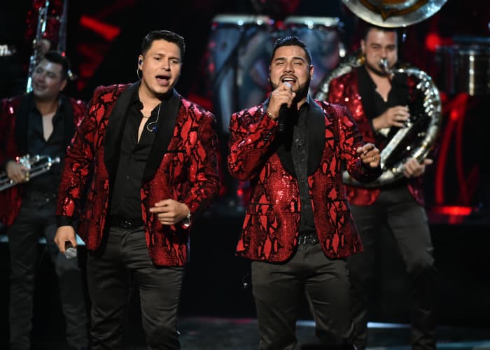 Banda MS busca apoyar a la sociedad