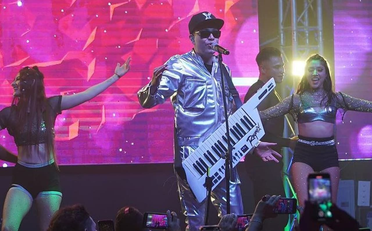 Raymix cuenta todo de 'Mi Otra Mitad', su cuarto disco en su carrera