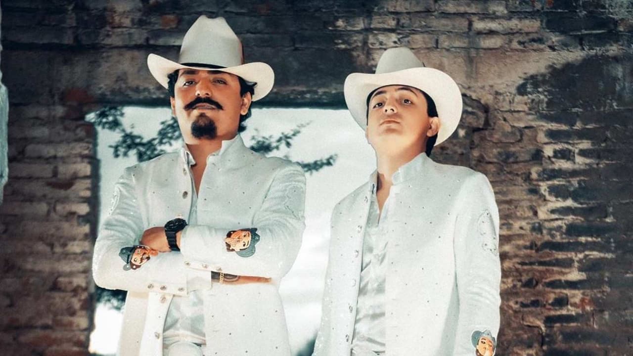 Así se escucha 'El Envidioso' de Los Dos Carnales