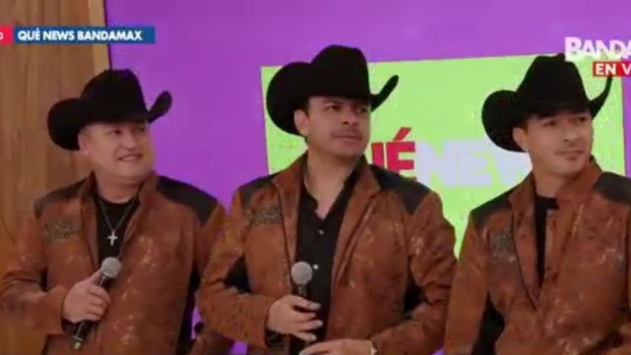 Los Hijos de Barrón nos platican de su más reciente EP ‘Hasta Arriba Voy’