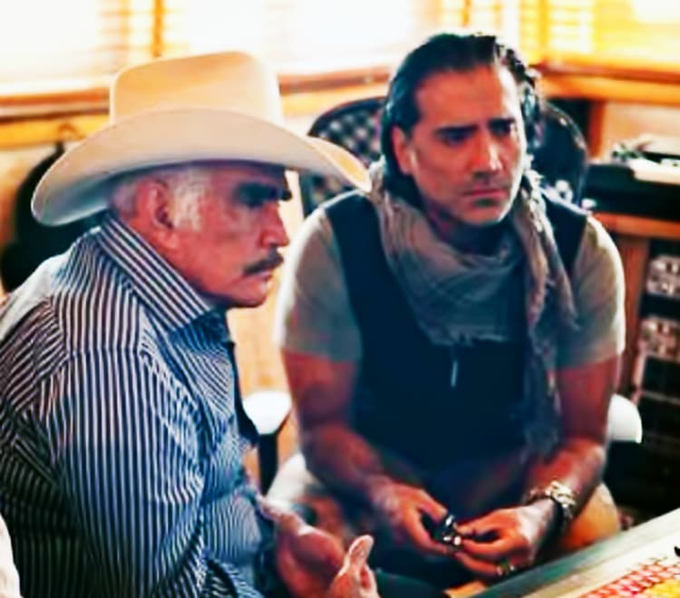 'El Chente' amenaza a Alejando Fernández con internarlo en una clínica