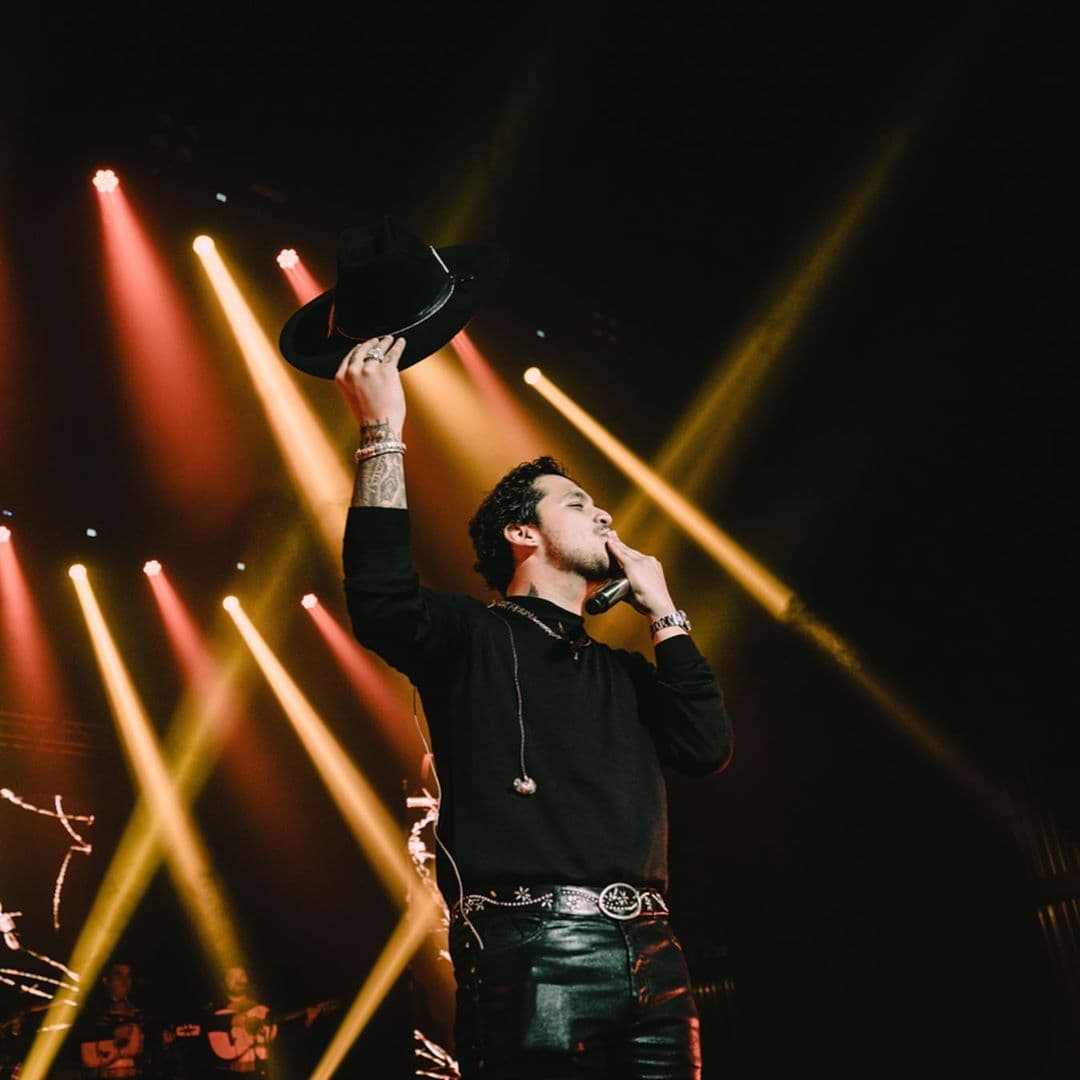 "Te Fallé" es otro de los sencillos que se desprendió de su primer álbum y que le dio más de 165 millones de reproducciones, nada más, en YouTube.