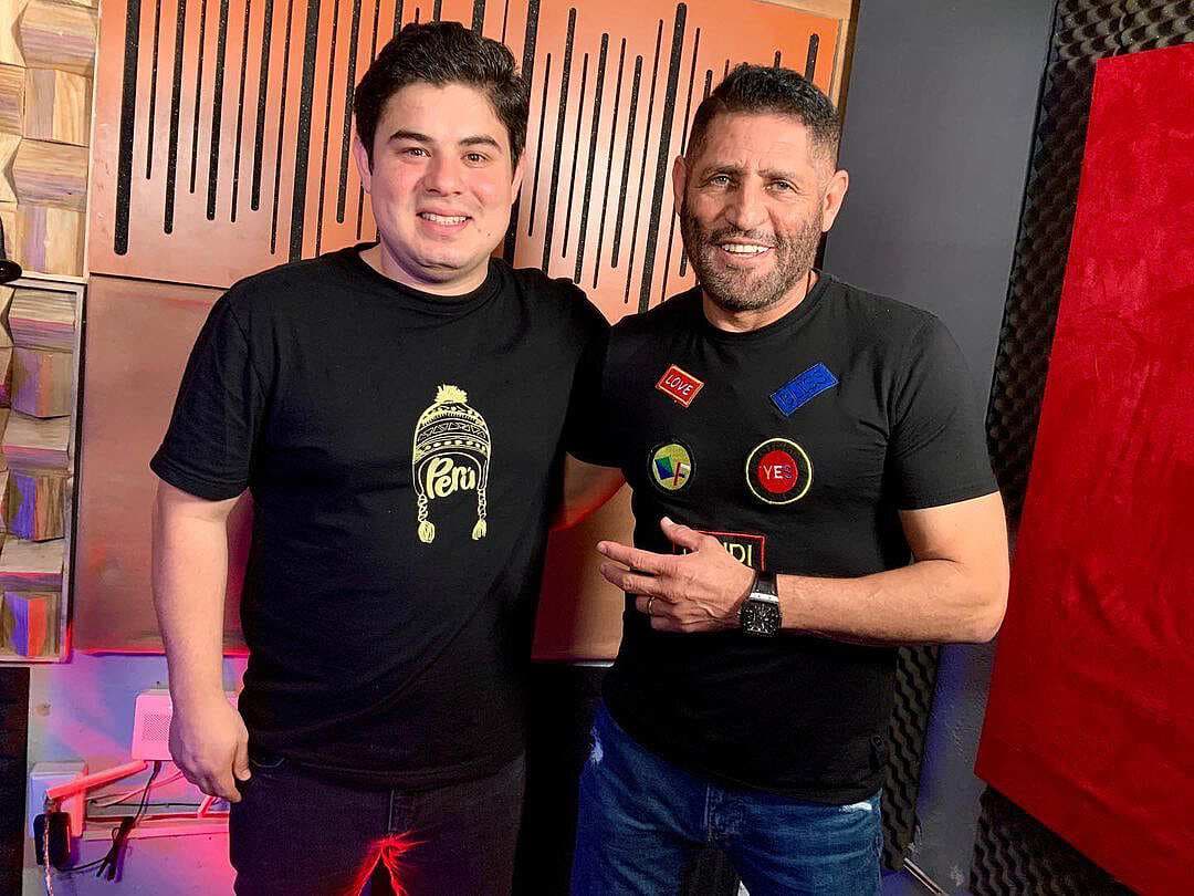 Pancho Barraza y Alfredo Olivas la arman con su dueto 'Ya Se Fue'