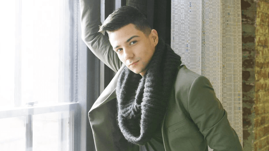 IMAGEN RELACIONADA: ¿Luis Coronel hará dueto con reggaetonero?