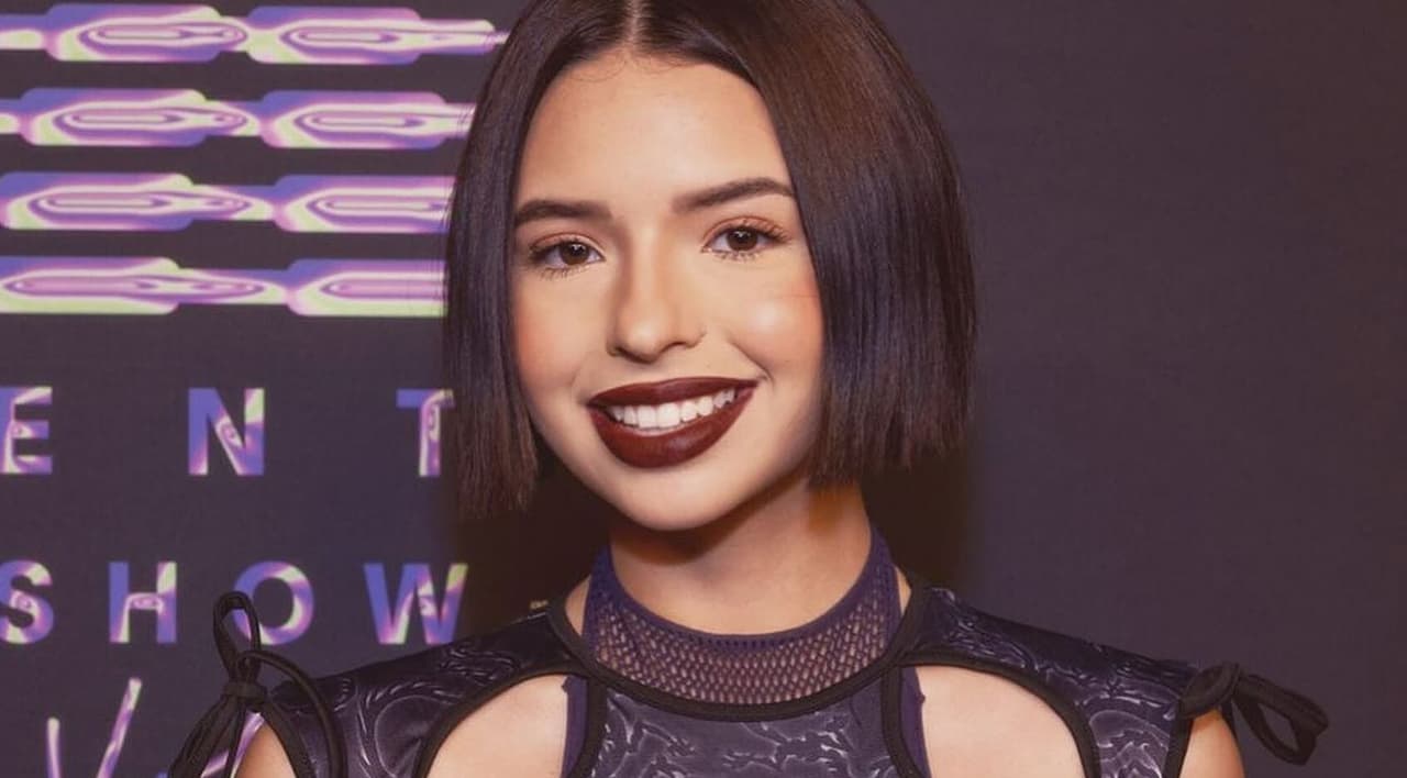 Ángela Aguilar: se filtran imágenes de sus looks para desfile de Rihanna