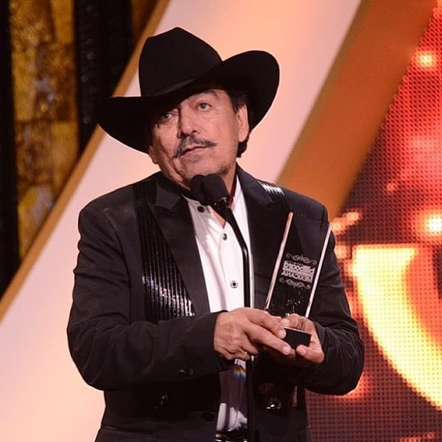 Joan Sebastian falleció el 13 de julio de 2015.