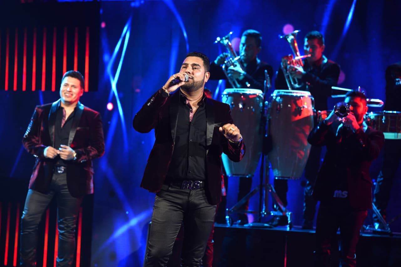 Banda MS vuelve a la cima con 'Por Siempre Mi Amor'