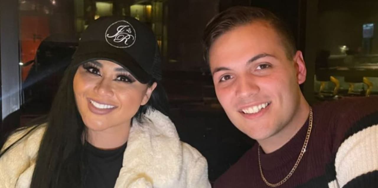 Gomita: Así presentó a su novio en redes sociales