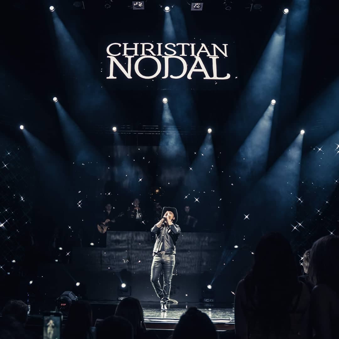 Christian Nodal tuvo una noche de ensueño el pasado 25 de mayo al ofrecer un concierto en el famoso Dolby Theatre de Los Ángeles.