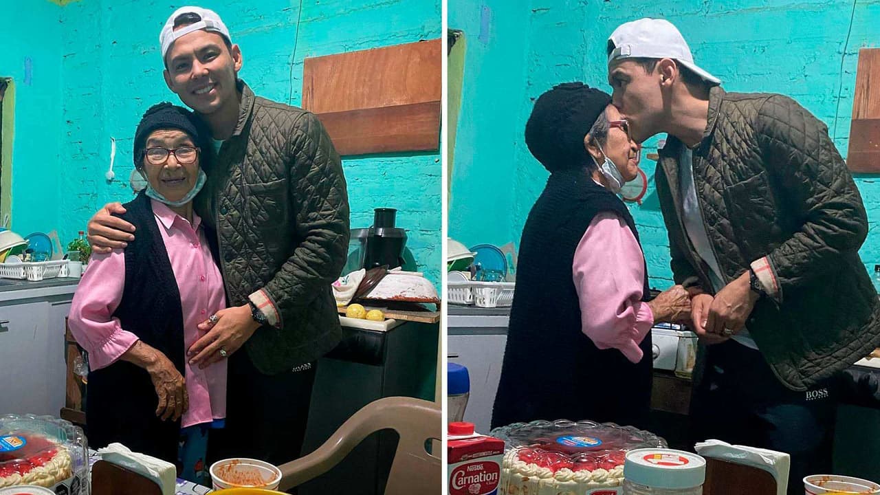 El Yaki presenta a su abuelita Lola y presume que sabe hacer deliciosas gorditas