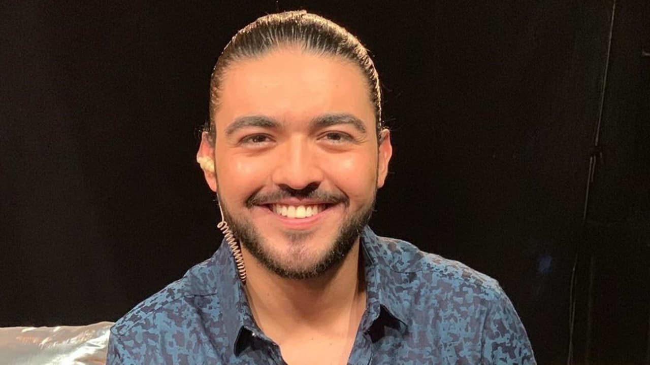 Alann Mora interpreta "Ven Tú" junto a Pequeños Musical