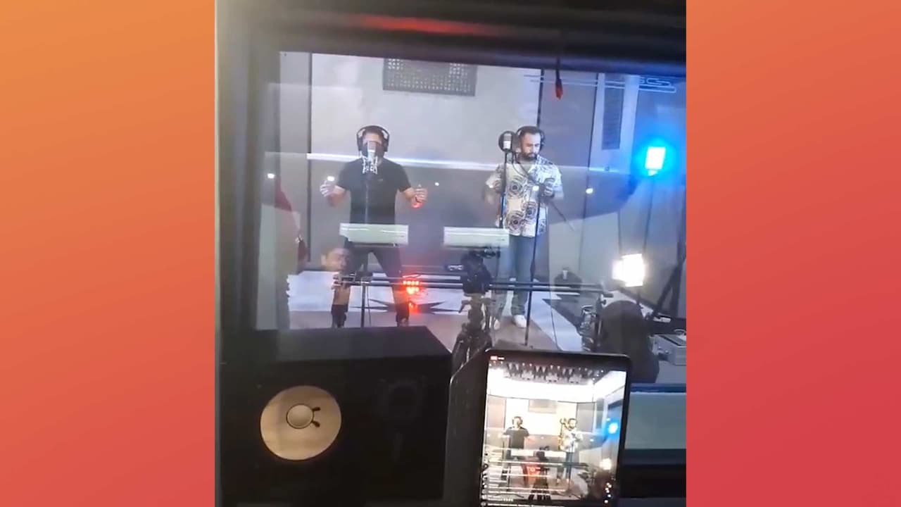 Pancho Barraza comparte cómo se escuchará su dueto con Carín León