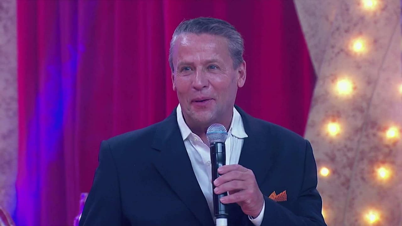 Alfredo Adame se disfraza para el reto de ¿Quién Es Ese Payaso?