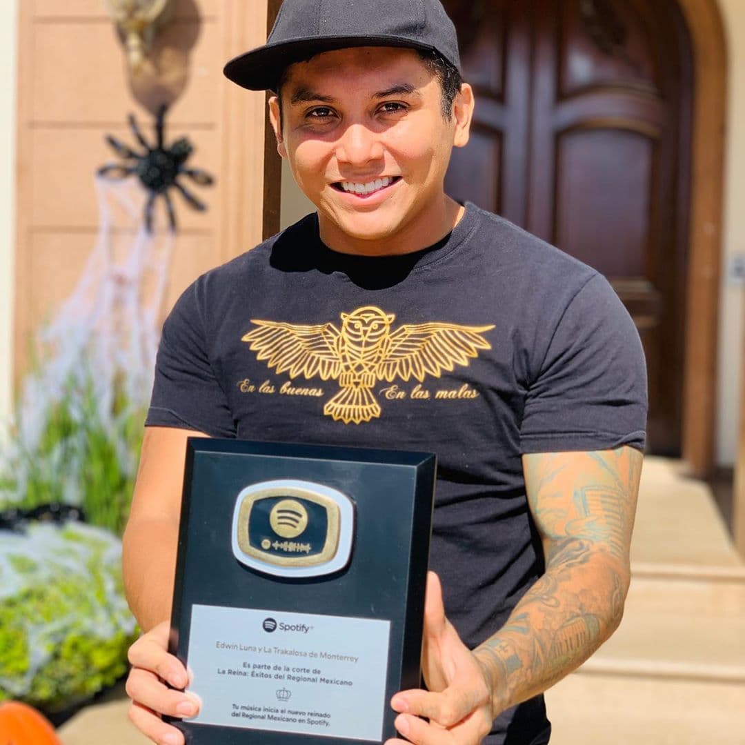 Edwin Luna anuncia la pérdida de un gran amigo y se despide de él con un emotivo mensaje