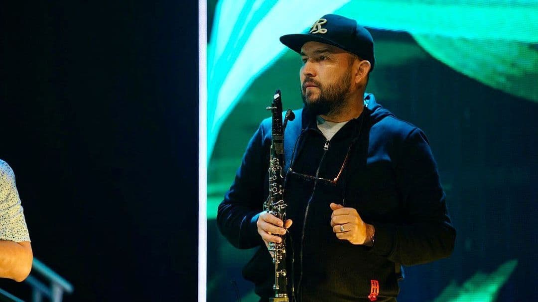 Poncho Lizárraga, de El Recodo, formará parte del jurado de programa de Disney