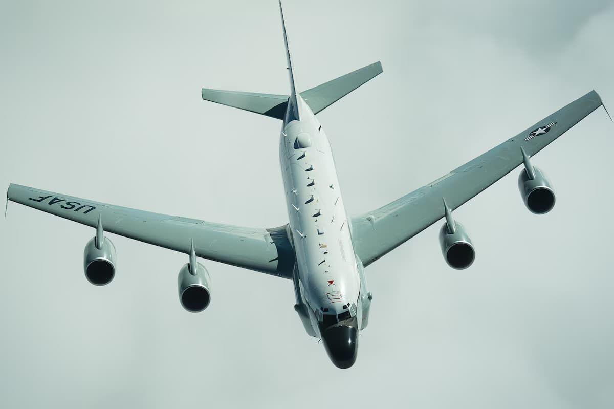Qué hay detrás de la polémica por los “aviones espía” de EEUU vistos cerca de México