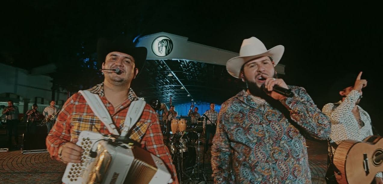 Calibre 50 y El Fantasma lograron anotarse un éxito con su colaboración en el tema "Chalito".