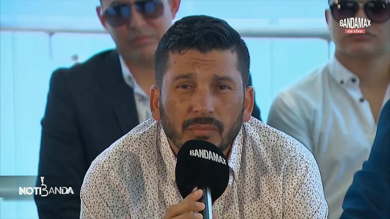 'El Flaco' se despide con emotivo mensaje de Banda Los Recoditos
