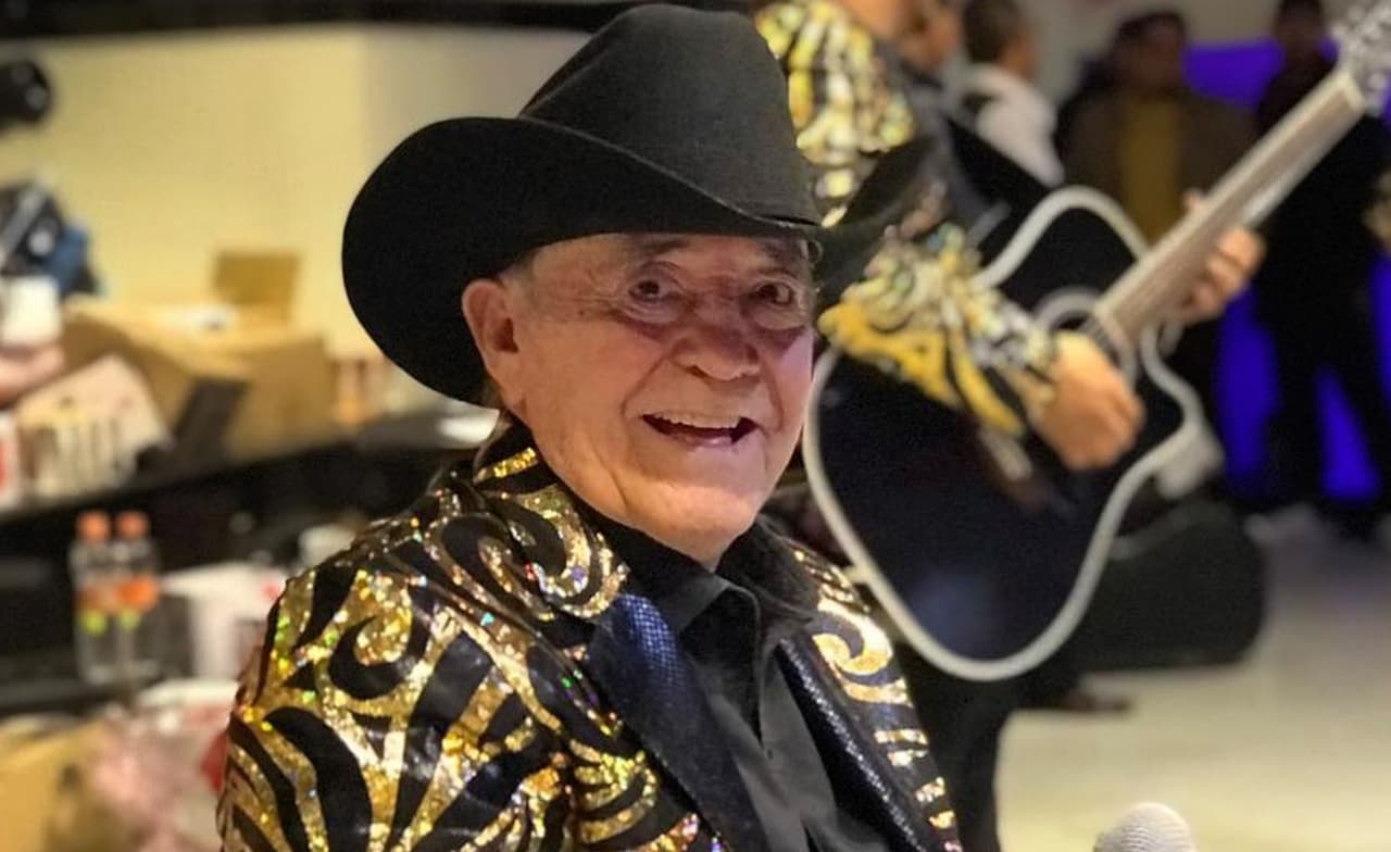 Miguel Angulo expresa su gran admiración por Los Cadetes de Linares