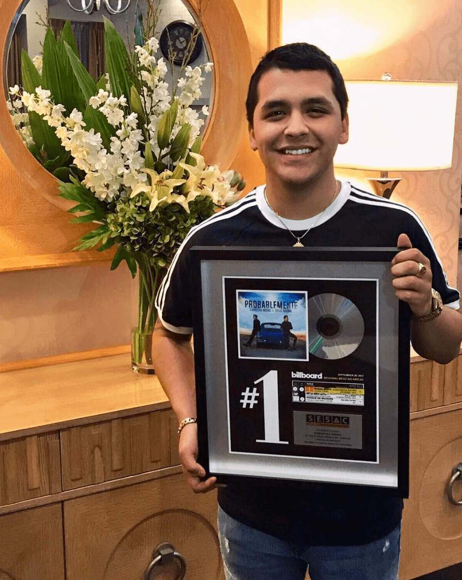 Christian Nodal cierra el año con grandes logros