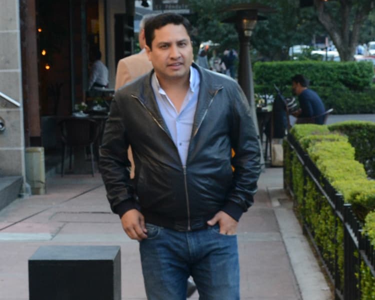 Julión Álvarez vivió su primer Día del Padre rodeado de su público