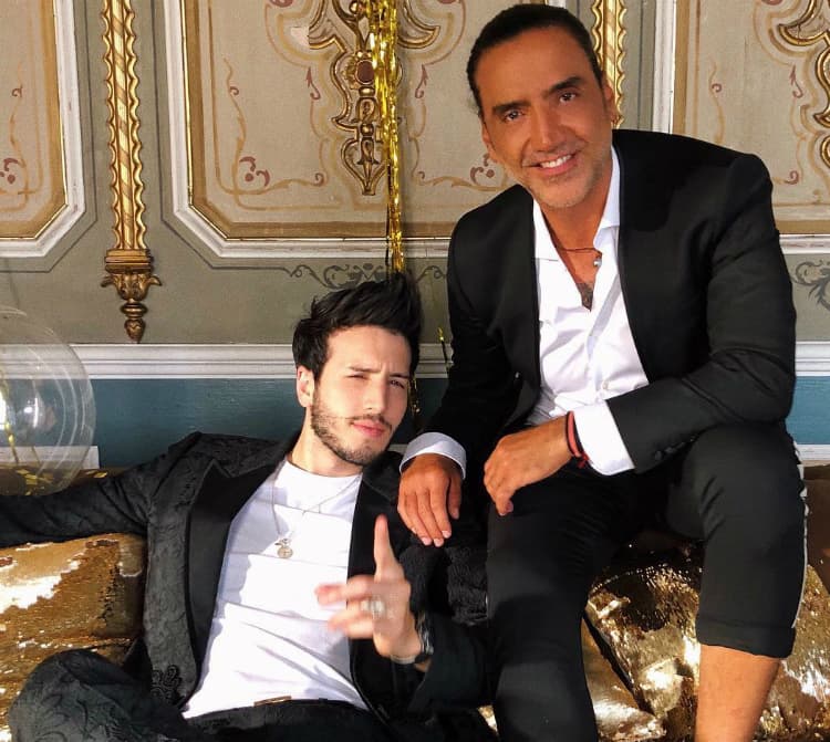 Alejandro Fernández ya planea dueto con Sebastián Yatra